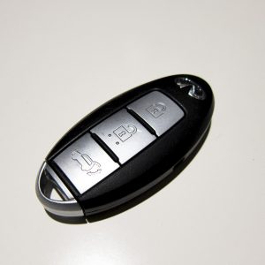 Ключ Infiniti s180143004