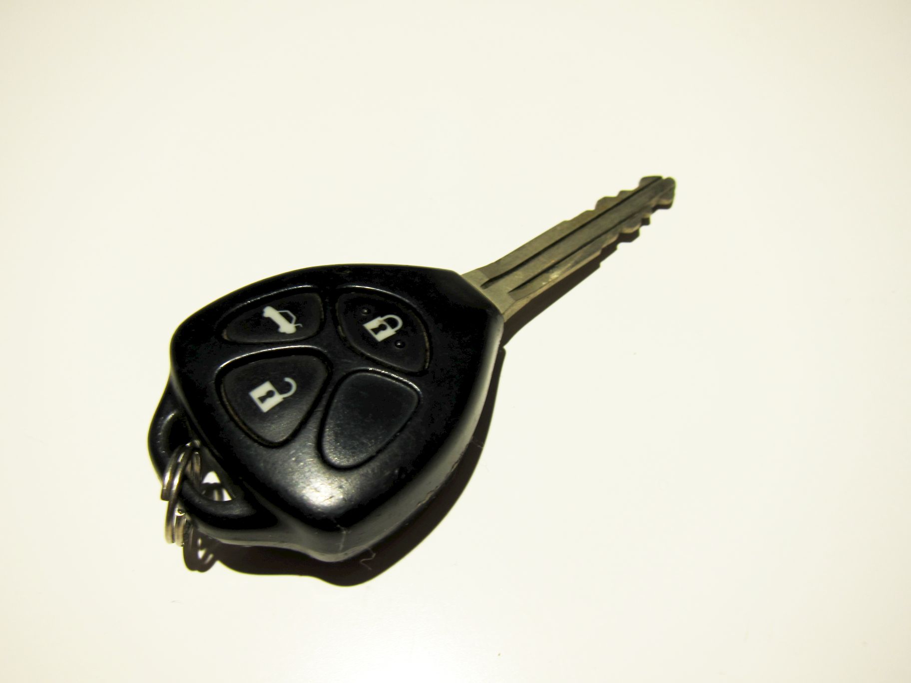Ключ тойота рав. Ключ Denso 14fdc-01. Выкидной ключ Denso Toyota. Ключ от Тойота Краун с 130. Модель Тойота ключ.